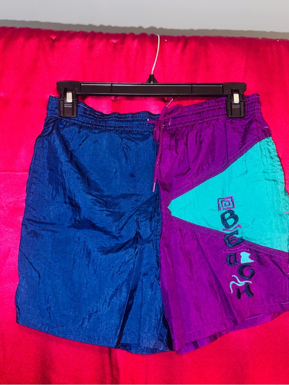 👑 Size Medium Equipment Men's Blue, Purple & Teal Colorblock Athletic Shorts